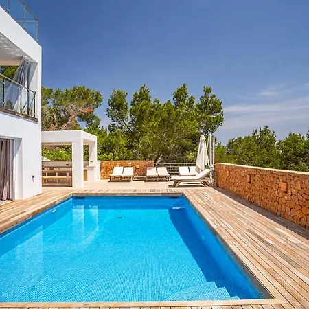 Villa Maximum Relaxation And Positioned To Immerse Yourself In The Mesmerising Views San Julián